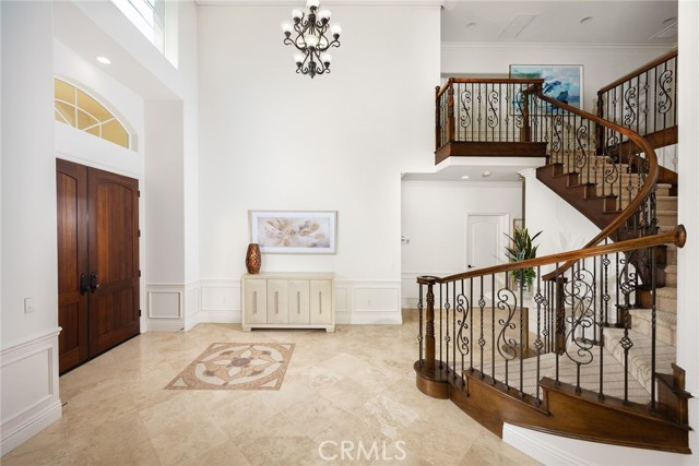 MLS #WS25207529 image #1