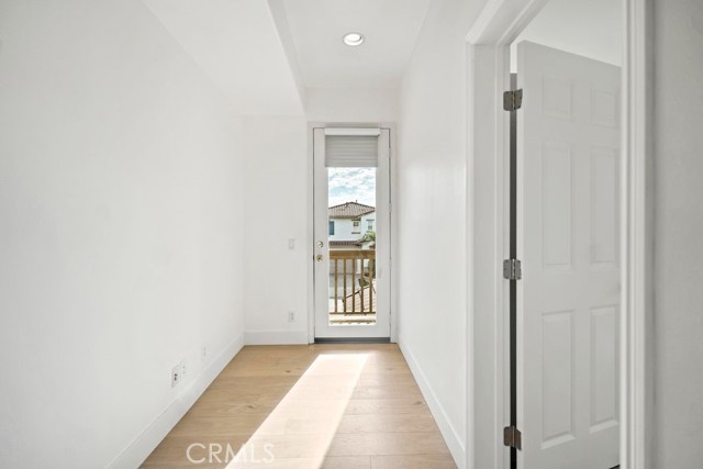 MLS #WS25208159 image #24