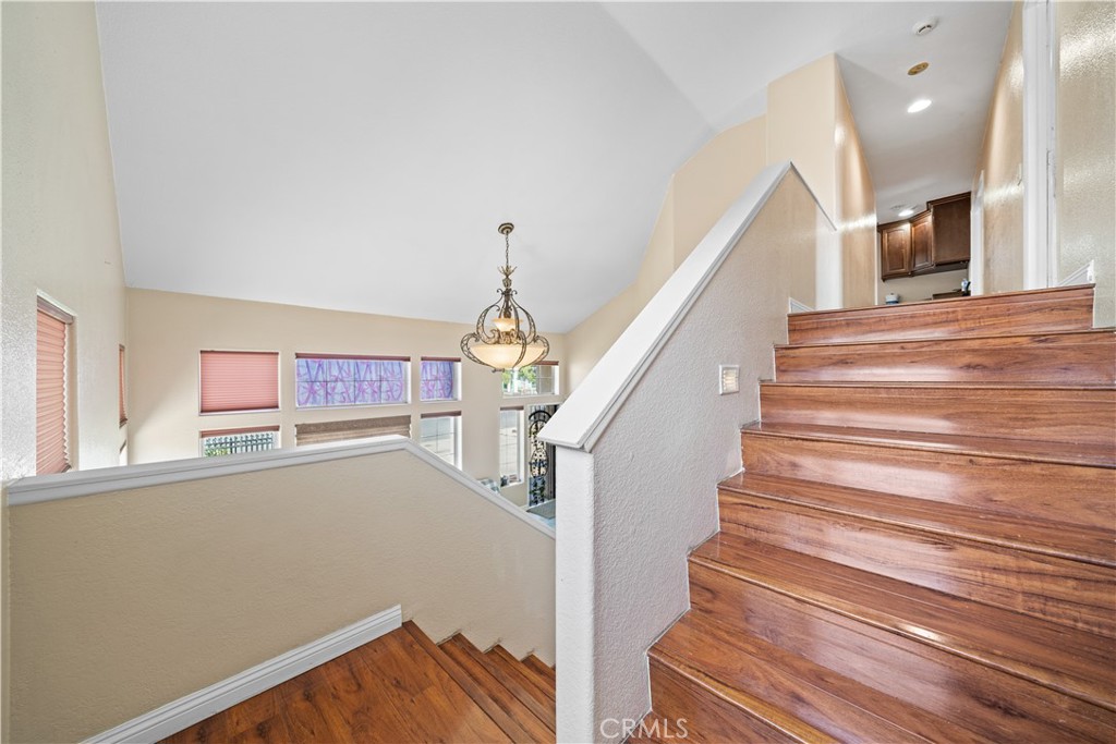 MLS #WS25210089 image #10