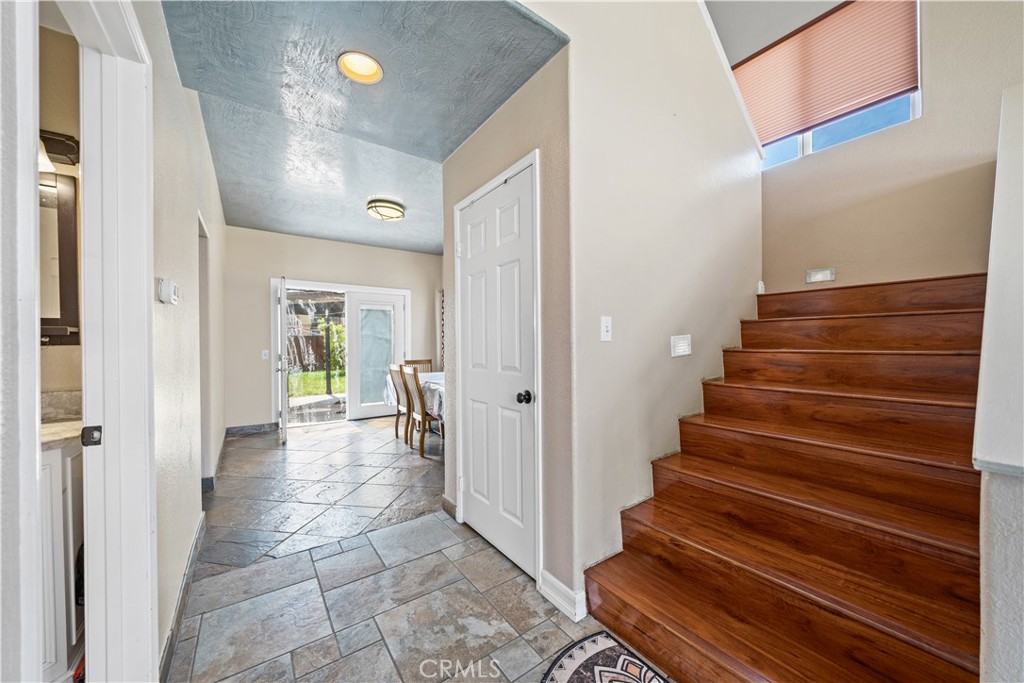 MLS #WS25210089 image #4