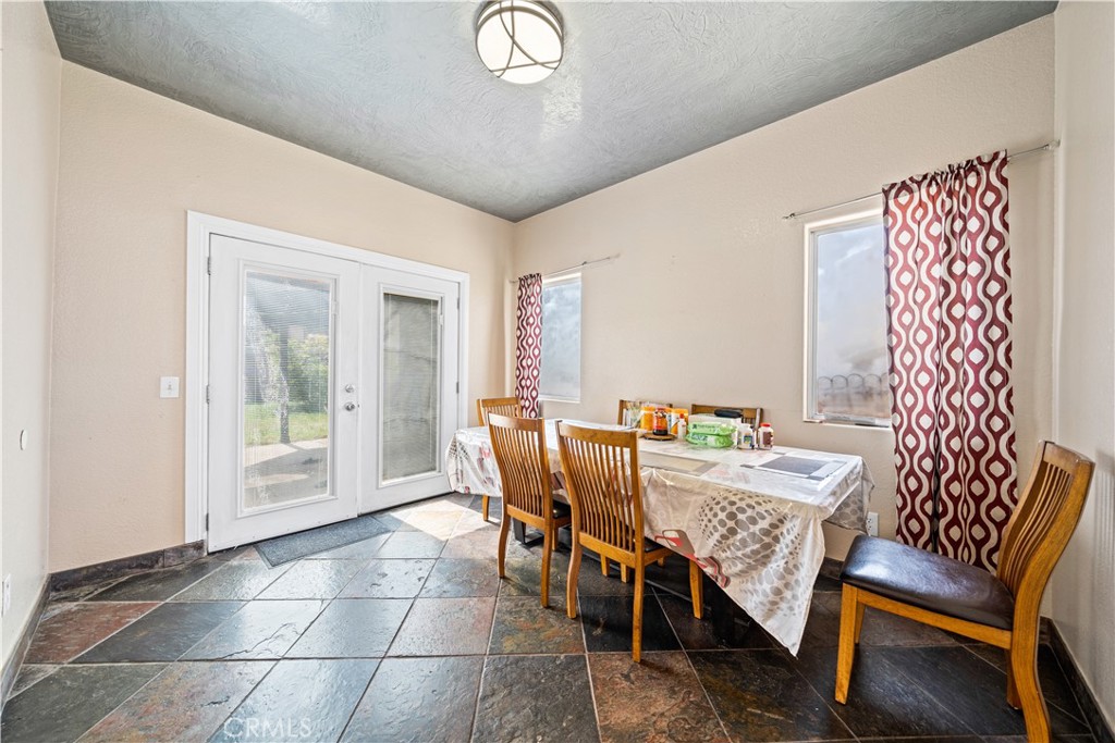 MLS #WS25210089 image #5