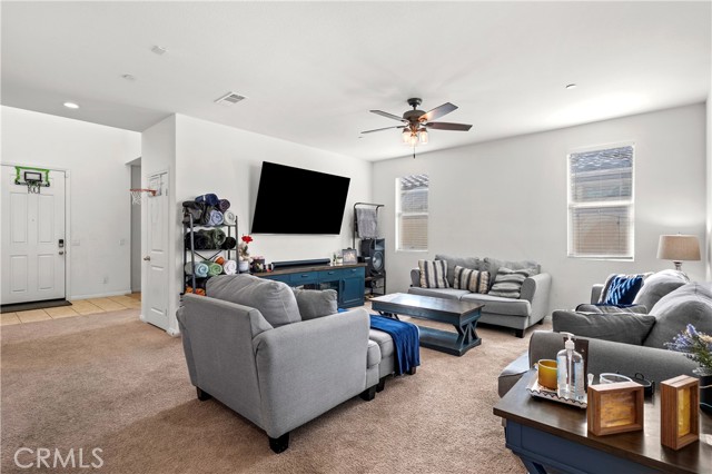 MLS #WS25210177 image #2