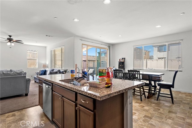 MLS #WS25210177 image #6