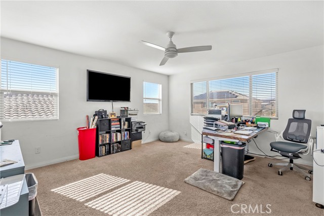 MLS #WS25210177 image #9