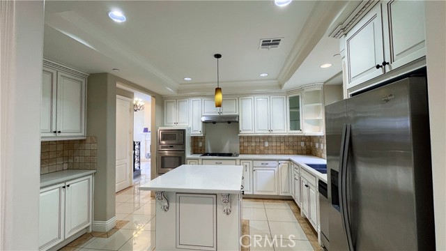 MLS #WS25214352 image #8