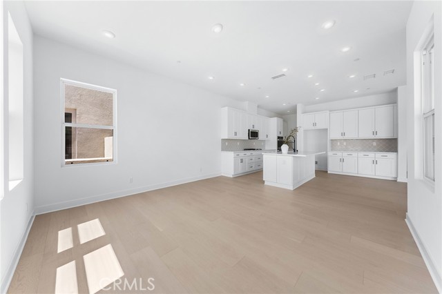 MLS #WS25214362 image #23