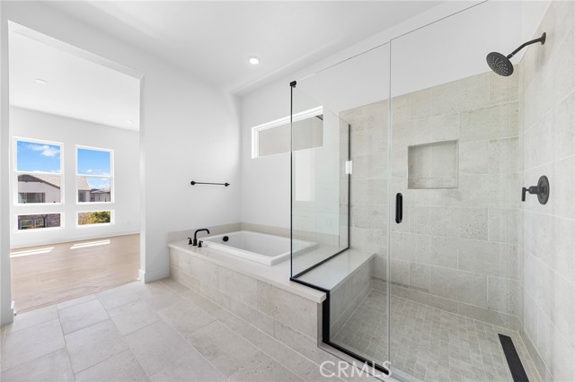 MLS #WS25214362 image #45