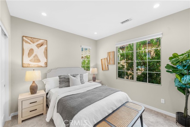 MLS #WS25214768 image #24