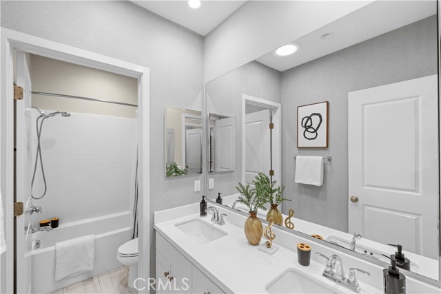 MLS #WS25214768 image #25