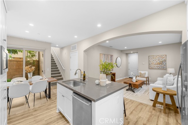 MLS #WS25214768 image #9