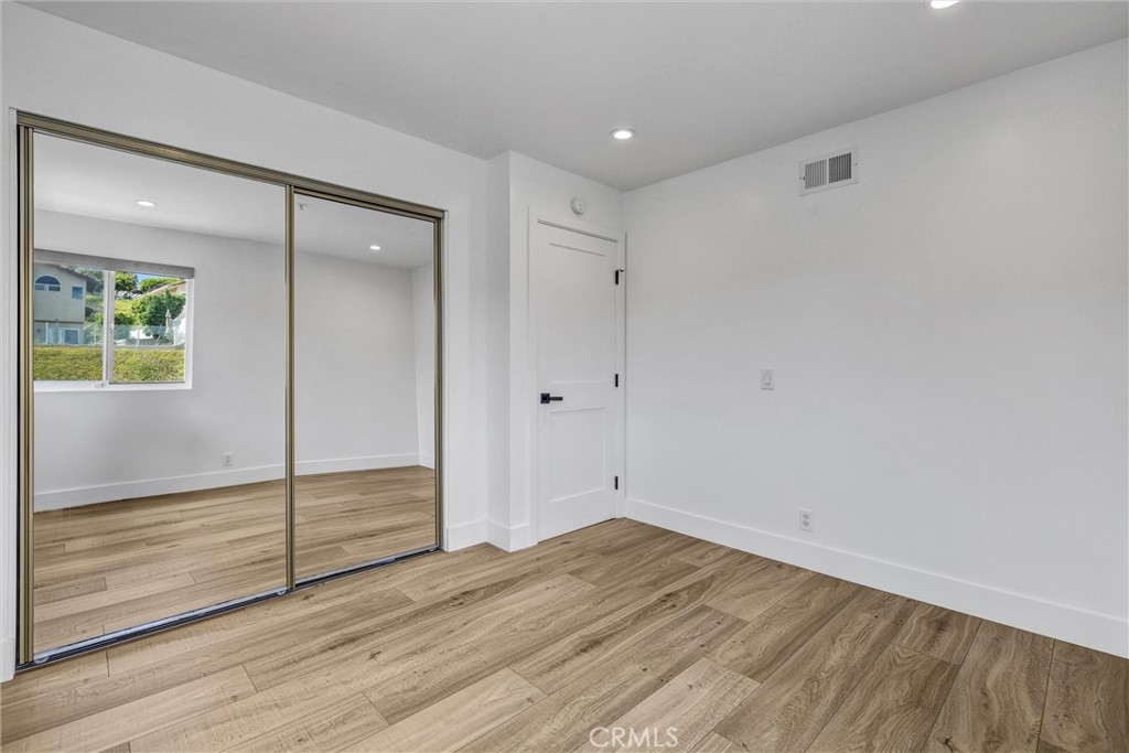 MLS #WS25215159 image #49