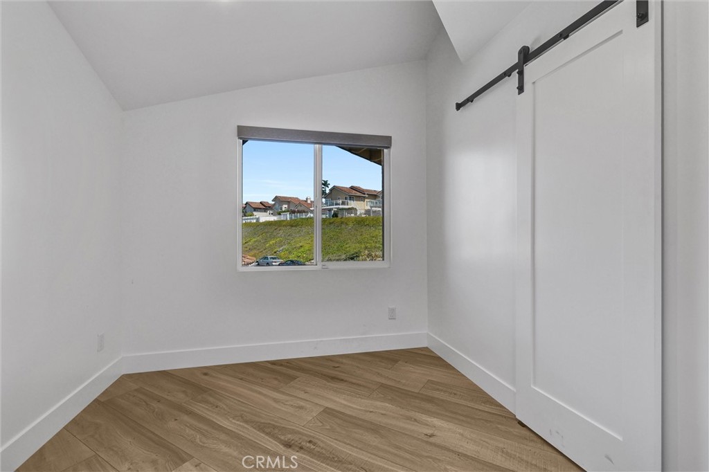 MLS #WS25215159 image #52