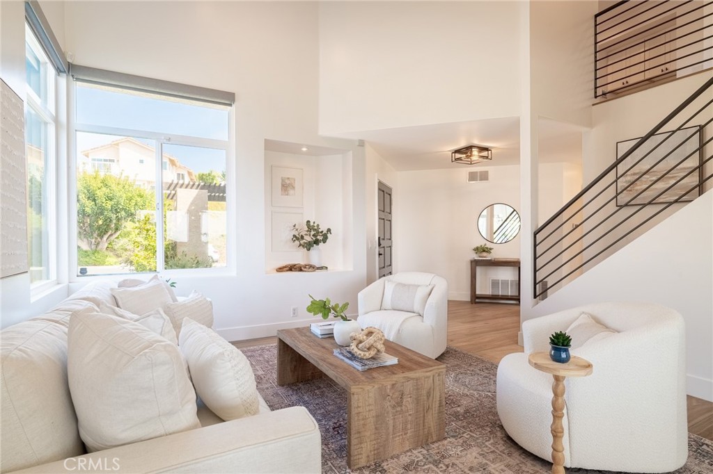 MLS #WS25215159 image #7