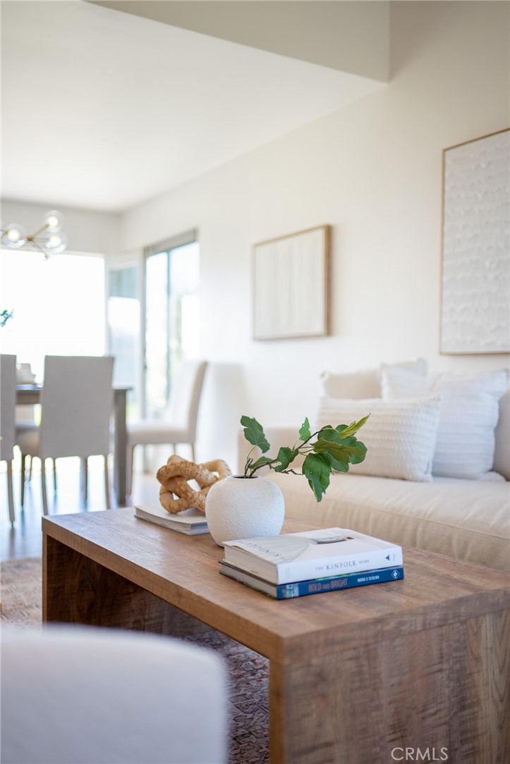 MLS #WS25215159 image #8