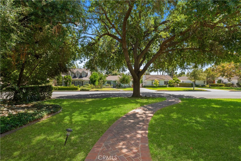 MLS #WS25215314 image #1