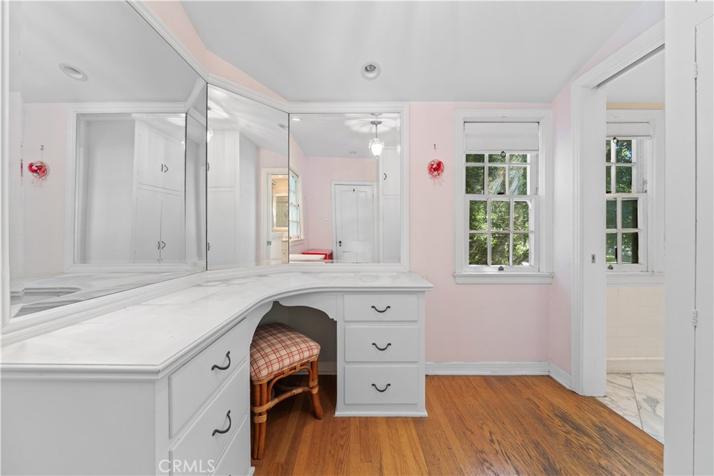 MLS #WS25215314 image #27