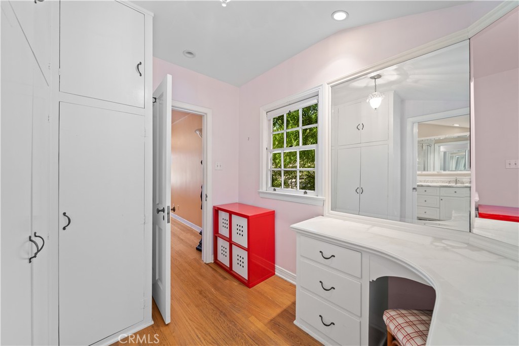 MLS #WS25215314 image #28