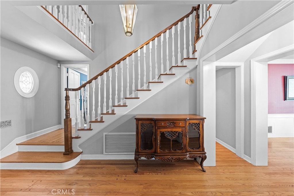 MLS #WS25215314 image #4