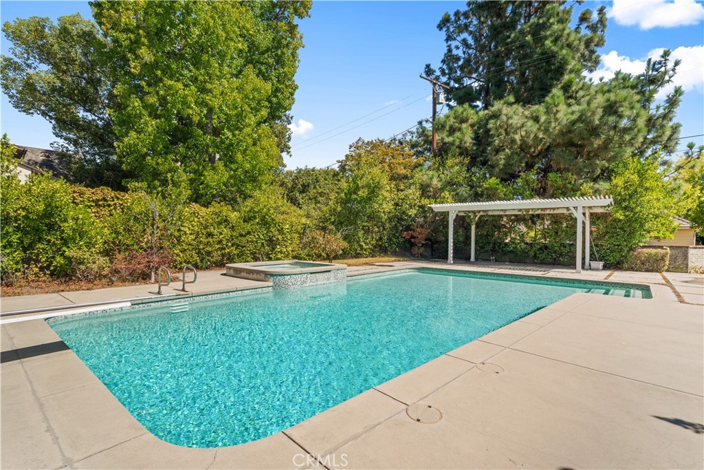 MLS #WS25215314 image #54