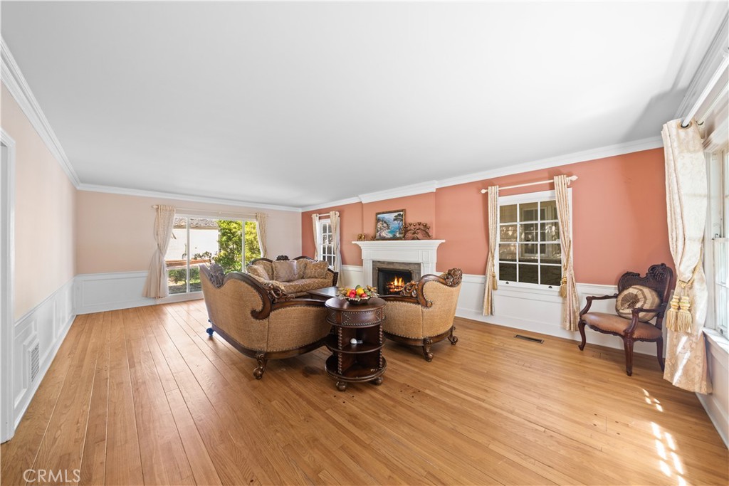 MLS #WS25215314 image #6