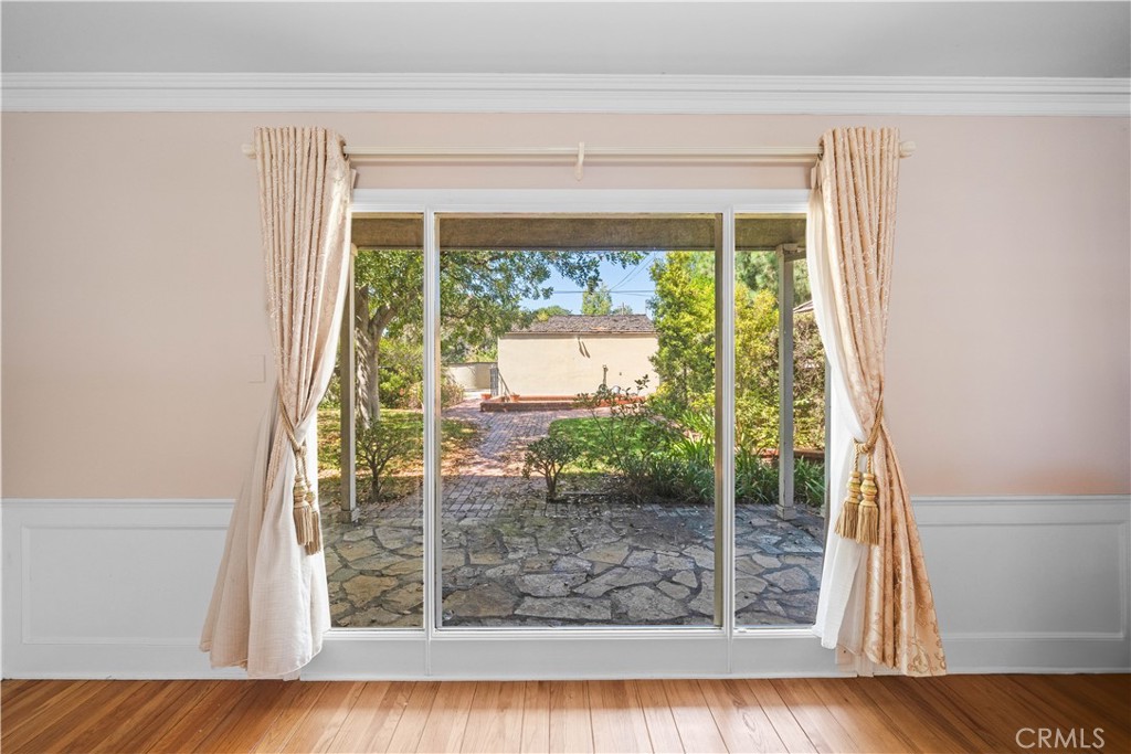 MLS #WS25215314 image #8