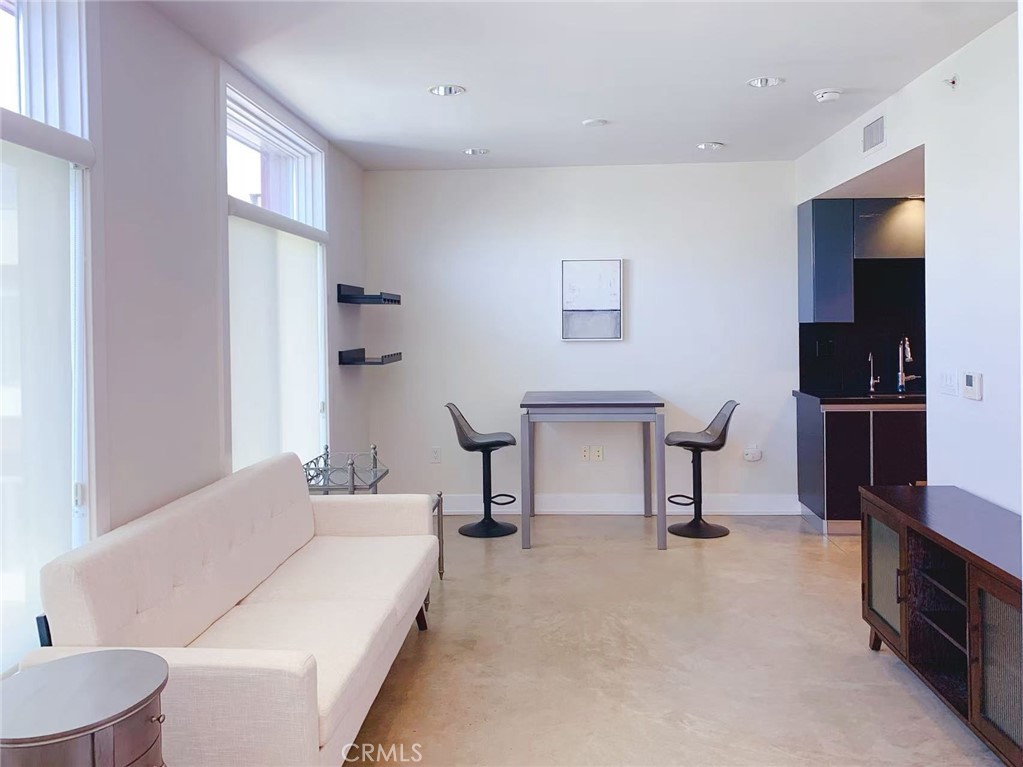 MLS #WS25215442 image #4