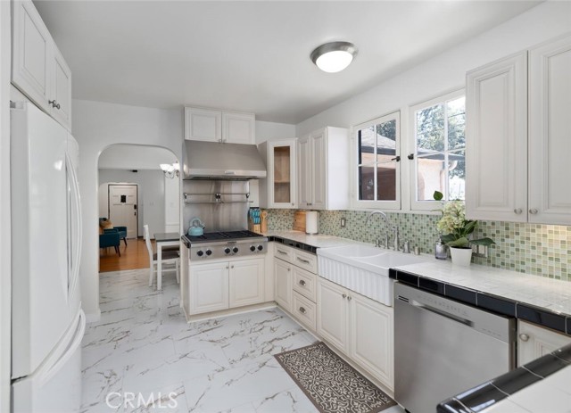 MLS #WS25215506 image #10