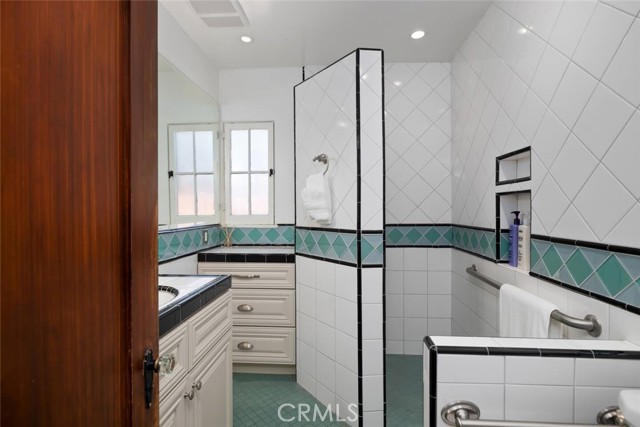 MLS #WS25215506 image #23