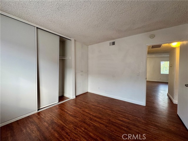 MLS #WS25216385 image #3