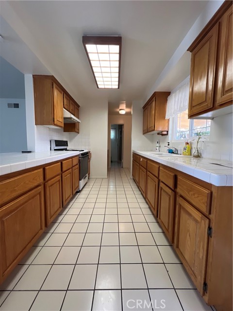 MLS #WS25216560 image #2