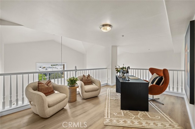 MLS #WS25217245 image #16