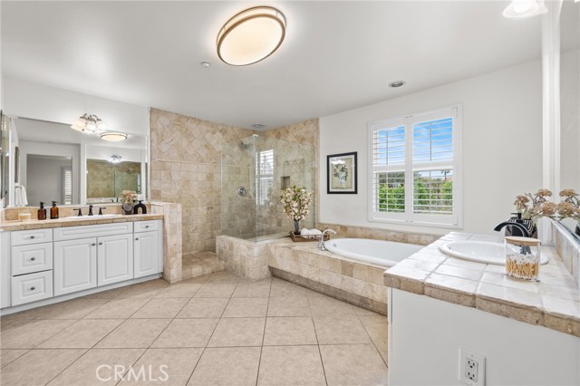 MLS #WS25217245 image #23