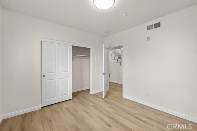 MLS #WS25217245 image #25