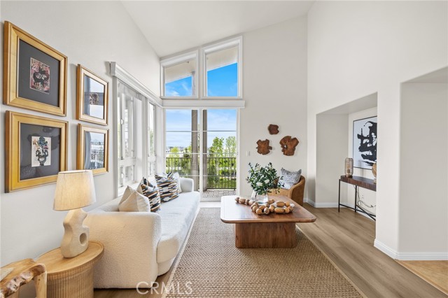 MLS #WS25217245 image #9