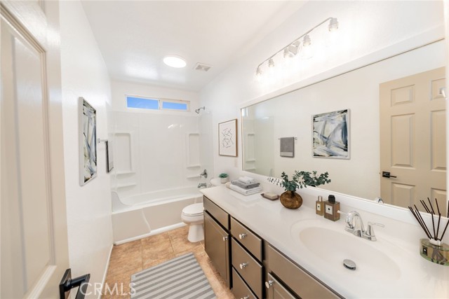 MLS #WS25217746 image #14