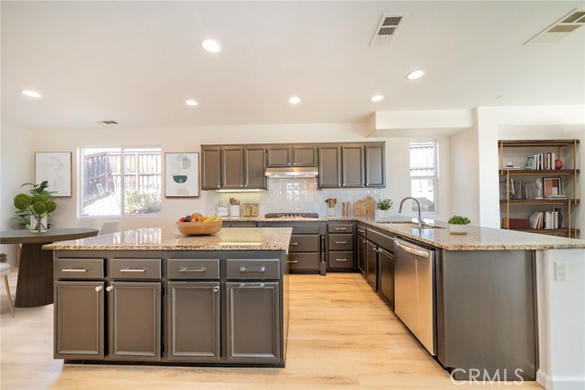 MLS #WS25217746 image #3