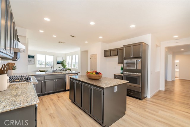 MLS #WS25217746 image #6