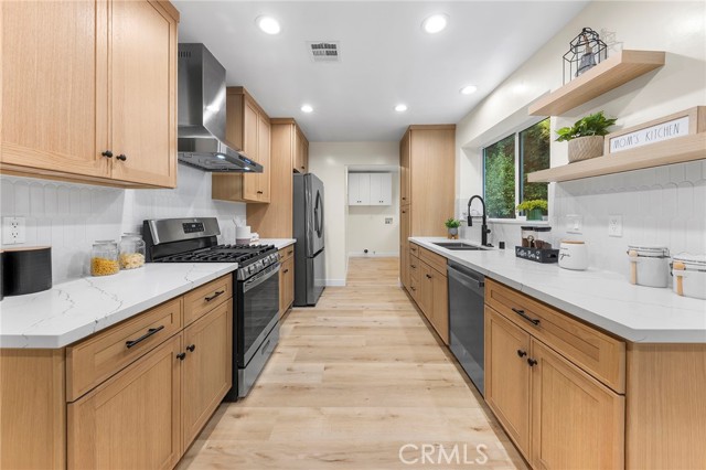 MLS #WS25218056 image #14