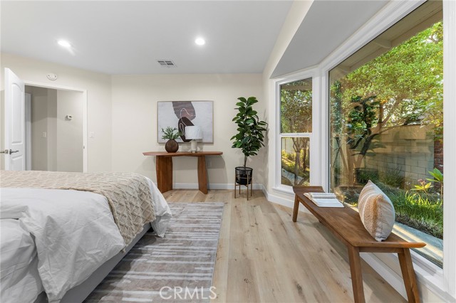 MLS #WS25218056 image #19