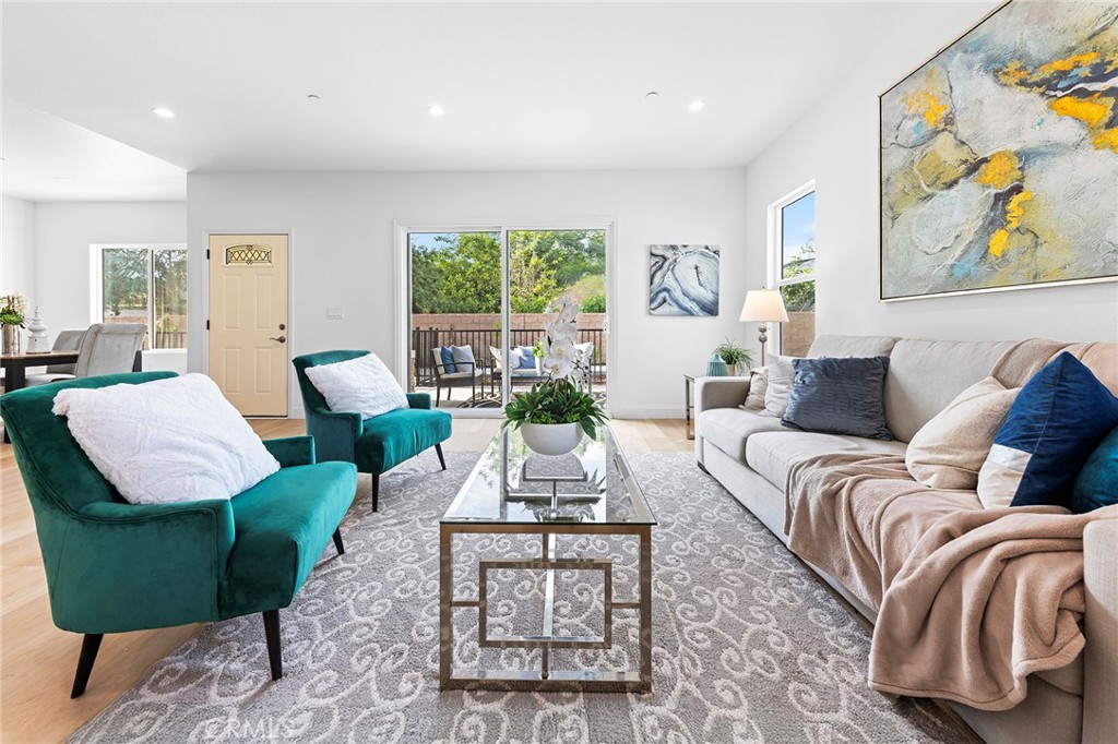 MLS #WS25218060 image #15