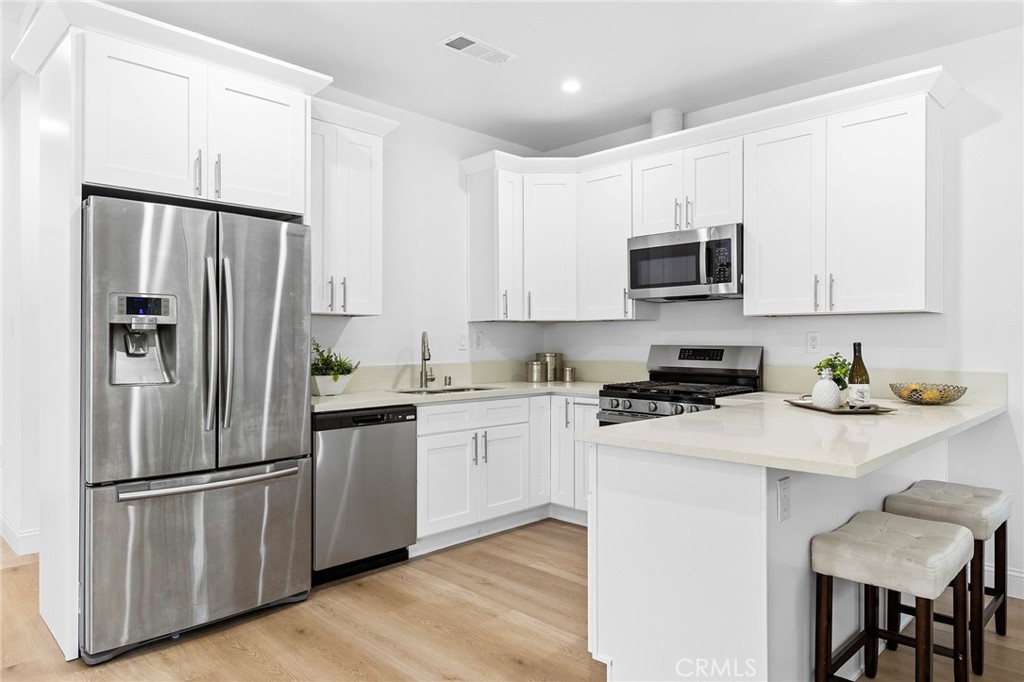 MLS #WS25218060 image #22