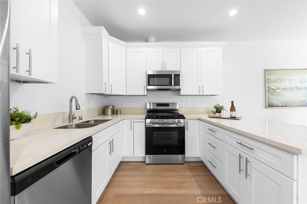 MLS #WS25218060 image #23