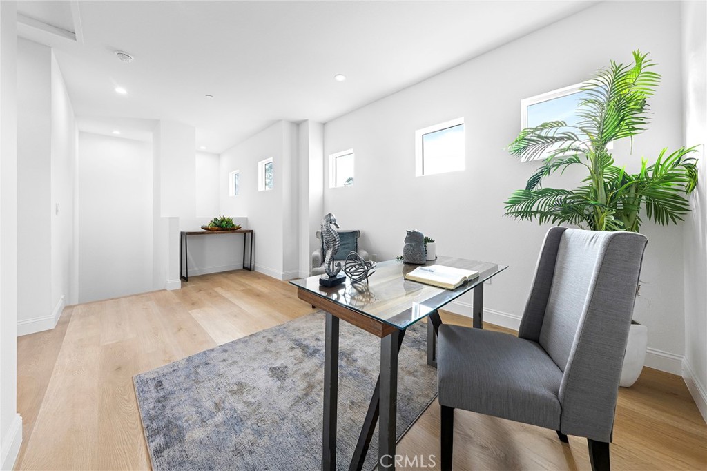 MLS #WS25218060 image #29