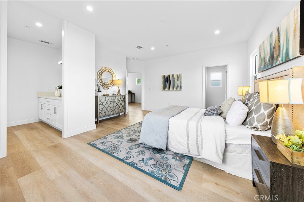 MLS #WS25218060 image #32