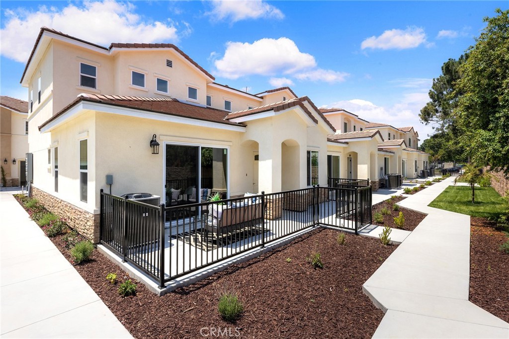 MLS #WS25218060 image #4