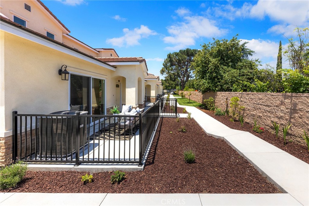 MLS #WS25218060 image #5