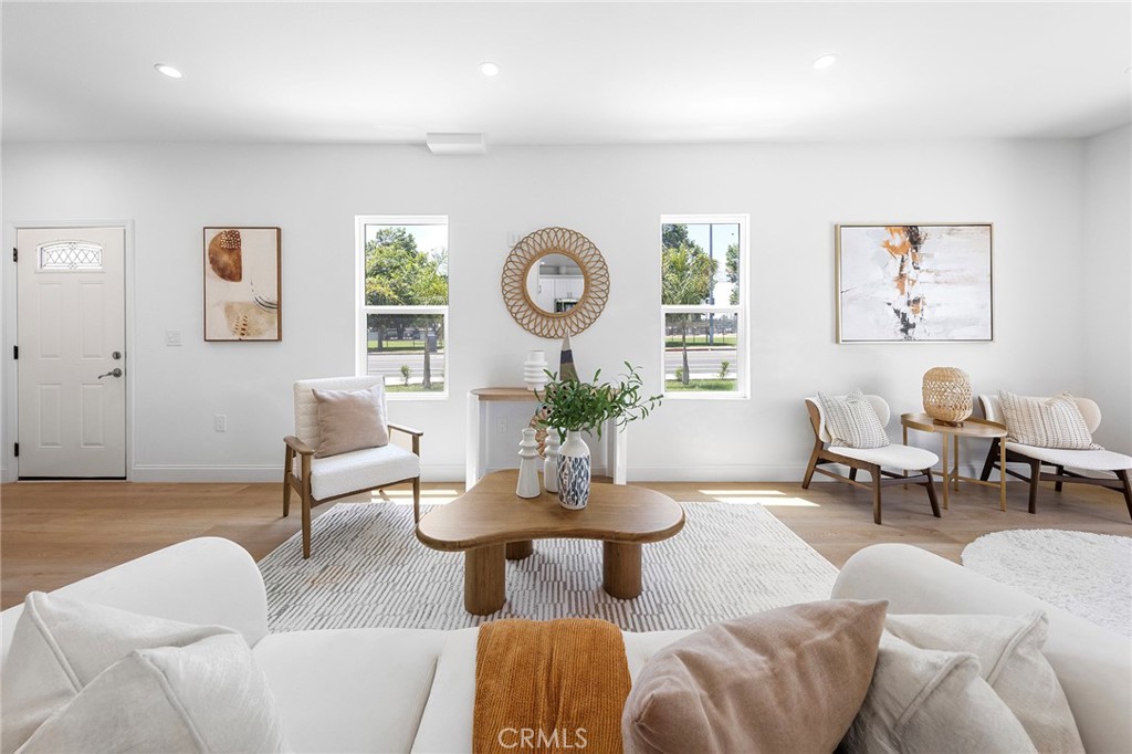 MLS #WS25218061 image #13