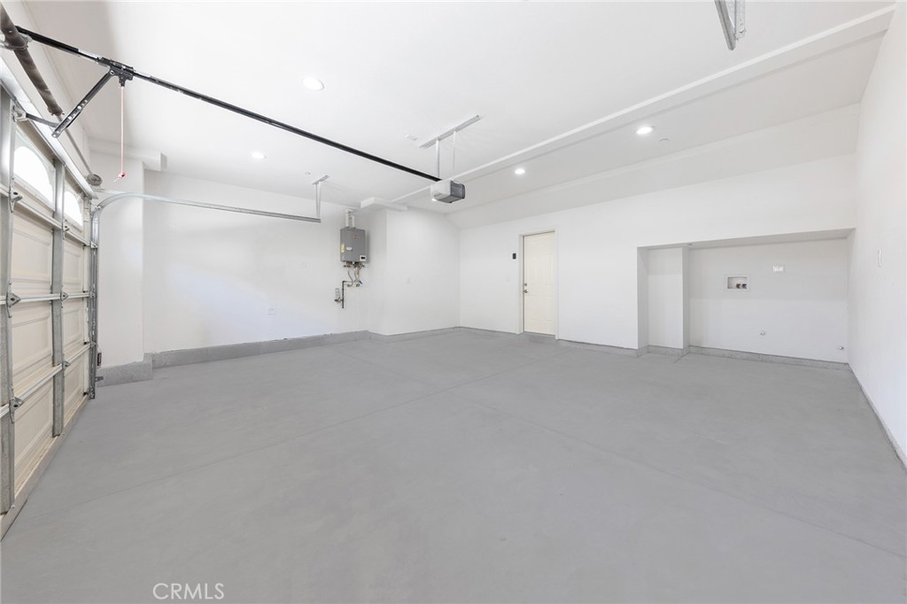 MLS #WS25218065 image #38