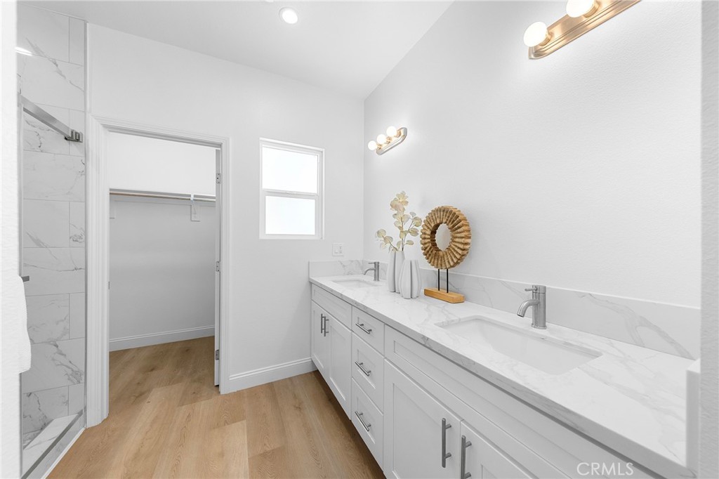 MLS #WS25218071 image #31