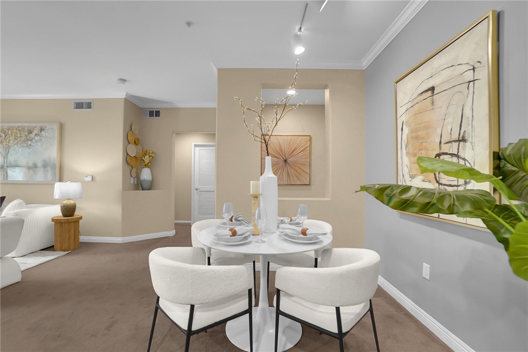 MLS #WS25218224 image #5